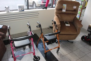 Ribbon Cutting, Keystone Medical Supply, Hometown, 10-7-2014 (21)