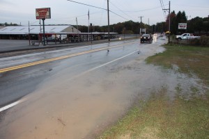 Water Main Leak, Mahanoy Avenue, SR54, Hometown, 10-10-2014 (2)