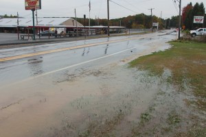 Water Main Leak, Mahanoy Avenue, SR54, Hometown, 10-10-2014 (5)