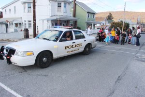 C.H.O.S.E. Halloween Parade and Childrens Party, Coaldale Complex, Coaldale, 10-26-2014 (10)