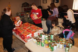 CCTI Intermediate Unit Life Skills Program Helps Sort Food Donations, Salvation Army, Tamaqua (1)