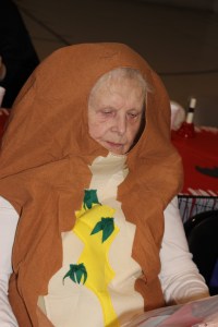 Halloween and Christmas Party, Older and Bolder Group, Salvation Army, Tamaqua, 10-30-2014 91) (55)