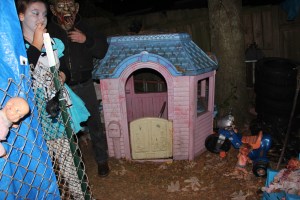 Haunted House, 508-510 Arlington Street, Tamaqua, 10-31-2014 (13)