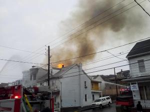 House fire, West Centre Street, photos from Eric Becker, Shenadoah, 11-17-2014 (4)