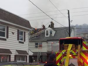 House fire, West Centre Street, photos from Roy N Sandy Bowen Jr, Shenadoah, 11-17-2014 (1)