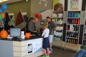 Opening of Great Clips, HT Commons, Hometown, 10-25-2014 (23)