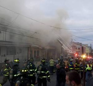 Row Home Fire, 200 Block of West Lloyd Street, Shenandoah, 11-2-2014 (20)