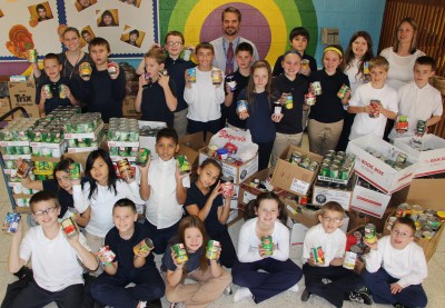 Tamaqua Elementary School Food Donation to Tamaqua Salvation Army, Tamaqua, 11-21-2014