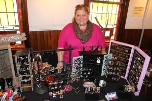 Vendor & Craft Fair, benefits A.C.S., Community Arts Center, Tamaqua, 11-22-2014 (4)