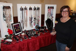 Vendor & Craft Fair, benefits A.C.S., Community Arts Center, Tamaqua, 11-22-2014 (6)