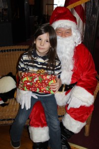 Childrens Christmas Party, VFW, Coaldale, 12-14-2014 (125)