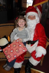 Childrens Christmas Party, VFW, Coaldale, 12-14-2014 (141)