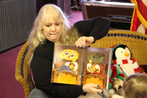 Childrens Christmas Party, VFW, Coaldale, 12-14-2014 (24)