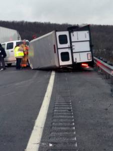 Horse Rescue, Interstate 81, Schuylkill County, 12-19-2014 (18)