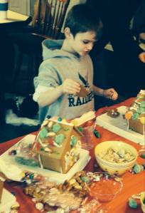 Making Gingerbread Houses, Coleman, Tamaqua, 12-20-2014 (20)