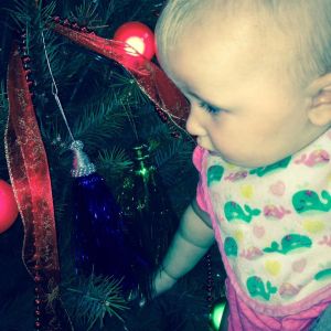 Making Gingerbread Houses, Coleman, Tamaqua, 12-20-2014 (21)