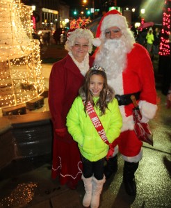 Santa, Mrs. Claus, Parade, Depot Square Park, Tamaqua, 12-6-2013 (109)