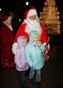 Santa, Mrs. Claus, Parade, Depot Square Park, Tamaqua, 12-6-2013 (113)