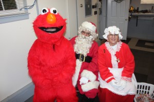 Santa Parade, Party, Volunteers, Frank Fabrizio, Green Street, Tamaqua, 12-6-2014 (5)