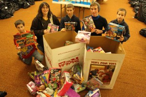 Sorting Toys For Tots, SCMCL, Salem Bible Fellowship, Church, Lehighton, 12-12-2014 (10)