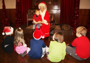 Storytime with Mrs. Claus, Community Arts Center, Tamaqua, 12-8-2013 (20)