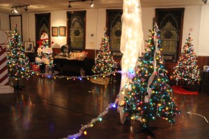 Tree Festival, Community Arts Center, Tamaqua, 12-5-2014 (48)