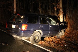 Unocuppied Crashed Jeep into Woods, Old Route 209, Schuylkill Township, 12-9-2014 (38)