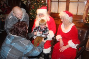 Visit With Santa and Mrs Claus, Community Arts Center, Tamaqua, 12-5-2014 (10)