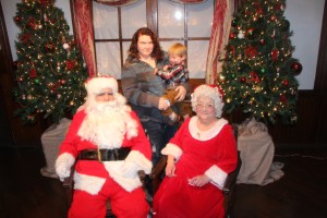 Visit With Santa and Mrs Claus, Community Arts Center, Tamaqua, 12-5-2014 (11)