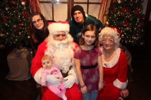 Visit With Santa and Mrs Claus, Community Arts Center, Tamaqua, 12-5-2014 (205)