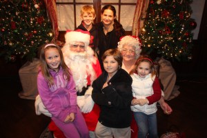 Visit With Santa and Mrs Claus, Community Arts Center, Tamaqua, 12-5-2014 (27)