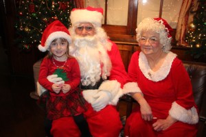 Visit With Santa and Mrs Claus, Community Arts Center, Tamaqua, 12-5-2014 (43)
