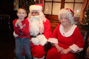 Visit With Santa and Mrs Claus, Community Arts Center, Tamaqua, 12-5-2014 (58)
