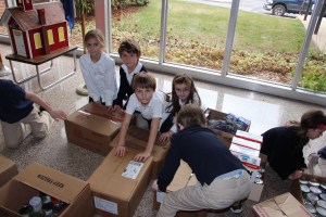 West Penn Elementary School Donate Food Items to Salvation Army, Tamaqua (4)