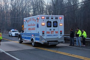 Woman Injured After Crashing Into Guardrail, SR54, Barnesville, 12-27-2014 (11)