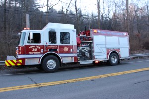 Woman Injured After Crashing Into Guardrail, SR54, Barnesville, 12-27-2014 (12)