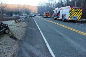 Woman Injured After Crashing Into Guardrail, SR54, Barnesville, 12-27-2014 (14)