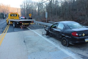 Woman Injured After Crashing Into Guardrail, SR54, Barnesville, 12-27-2014 (22)