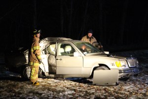 Car Crashes into Tree After Hitting Ice, Tamanend Road, Delano Township, 1-18-2015 (61)