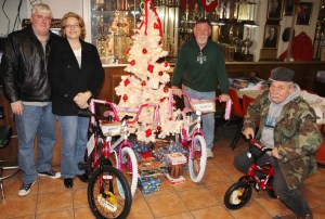 East End Fire Company Donates to Families, Holidays, Fire Company, Tamaqua, 12-19-2014 (14)