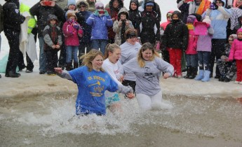 Polar Bear Plunge, Mauch Chunk Lake State Park, Jim Thorpe, 1-25-2014 (1)
