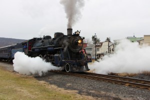 Santa Claus Train Ride, 11 AM, Train Station, Tamaqua, 12-20-2014 (190)