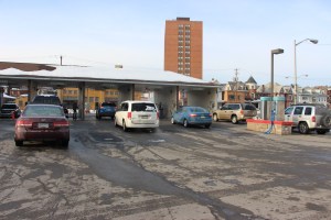 Busy Car Wash, Tamaqua, 2-22-2015 (16)