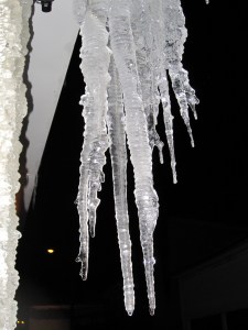 Icicles, Tamaqua, 12-17-2010 (3)