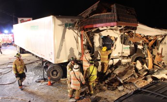 Tractor Trailer into Restaurant, Russo's Pizza Den, SR61, Orwigsburg, 2-23-2015 (50)