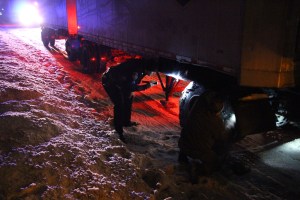 Stuck Tractor Trailer, Rush Township Police Helping, Hometown Hill, SR309, Hometown, 3-3-2015 (59)