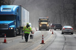 PennDOT Road Tarring, Hometown Hill, SR309, Hometown, 4-6-2015 (3)