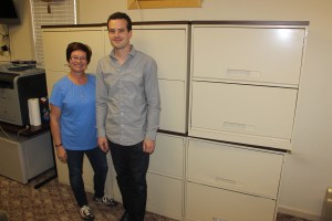 Donation of Filing Cabinets, Tables, Chairs, Center Street, Tamaqua, 5-5-2015 (1)