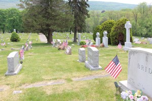 Notre Dame Club of Schuylkill County, Placing Flags, St. Jerome's Cemetery, Tamaqua, 5-16-2015 (3)