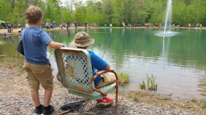 Siblings Fishing, Chair, Bear's Head Huck Fuinn Fish Rodeo, Bears Head, Delano, 5-17-2015 (2)